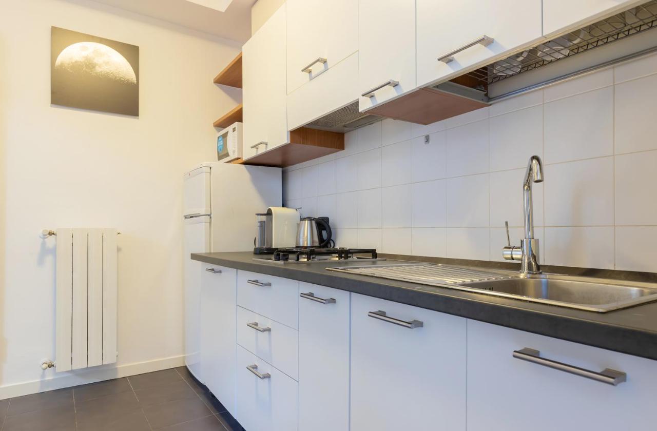 20Mins From Duomo - Renovated Apt Near City Center Apartment Милано Екстериор снимка