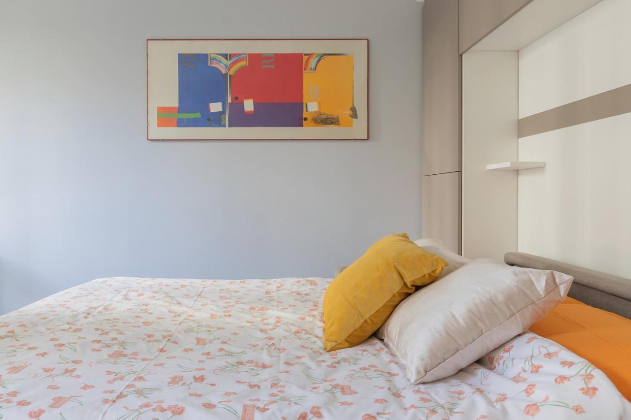 20Mins From Duomo - Renovated Apt Near City Center Apartment Милано Екстериор снимка